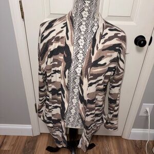 Filly flair camo waffle knit open front cardigan sweater boutique women’s L